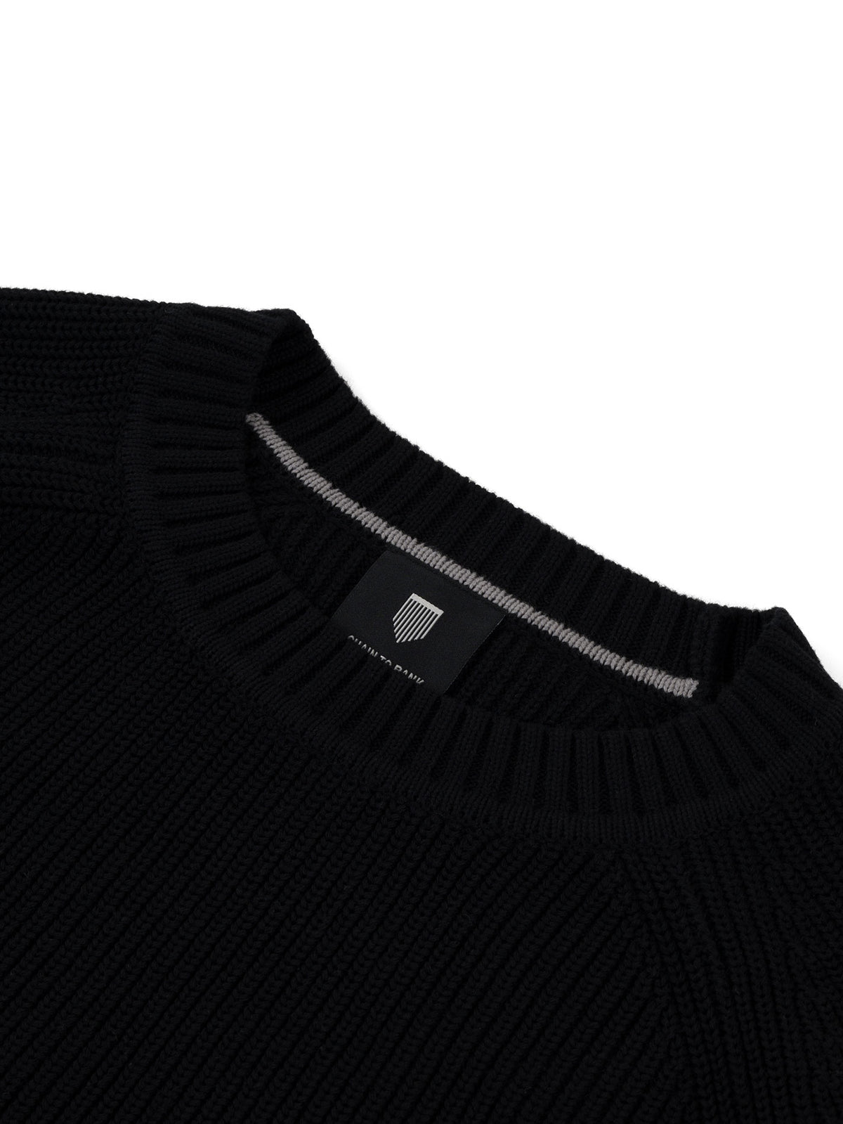 LINED UP KNIT | BLACK