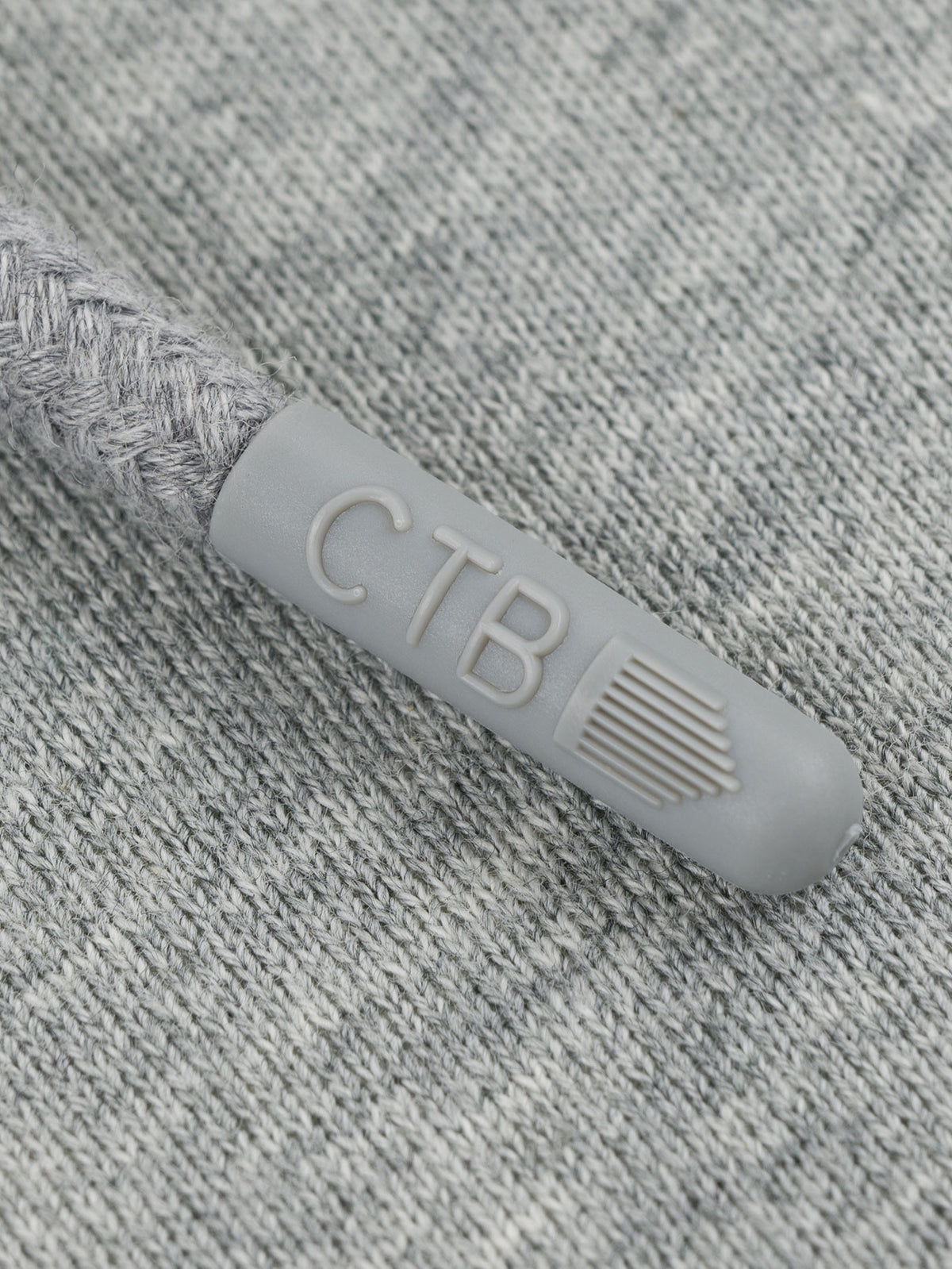 CLASSIC FT SHIELD LOGO HOOD | HEATHER GREY