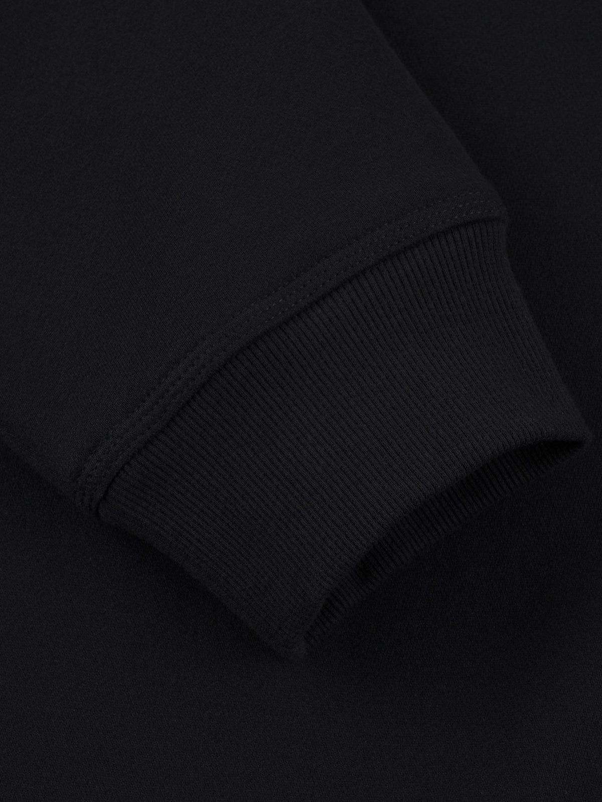 MOST VALUABLE MOCK NECK | BLACK